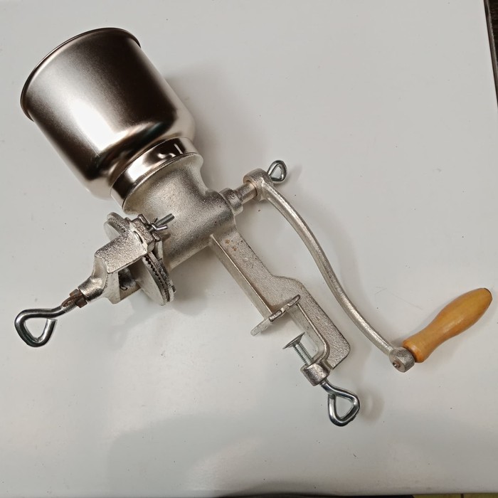 gilingan kopi,jagung,biji manual tipe 500