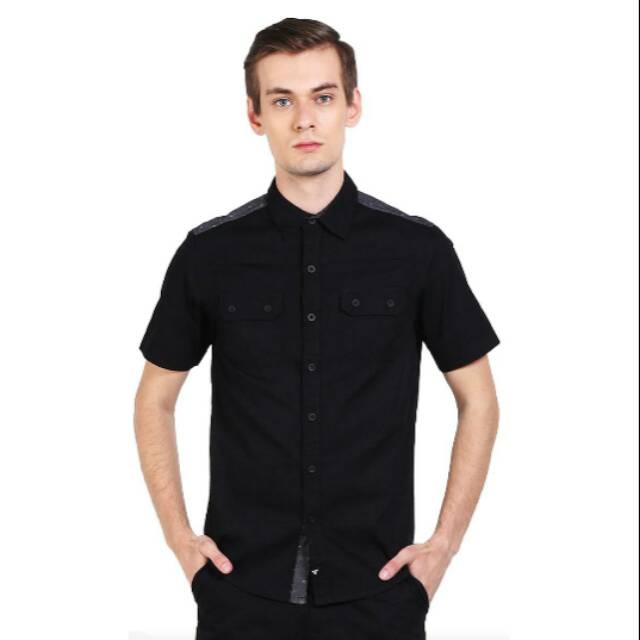 Kemeja pria lengan pendek Branded original triple jeans size L