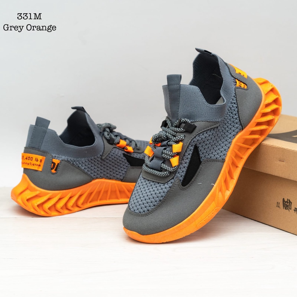 SEPATU COWOK FASHION 331M