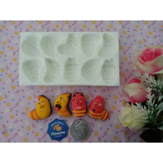 LARVA | Cetakan coklat HCM 403 | Fiina de choco