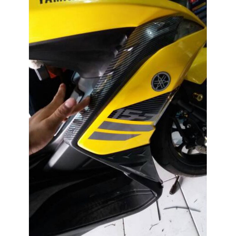 Cover list body depan Yamaha Aerox 155 Carbon