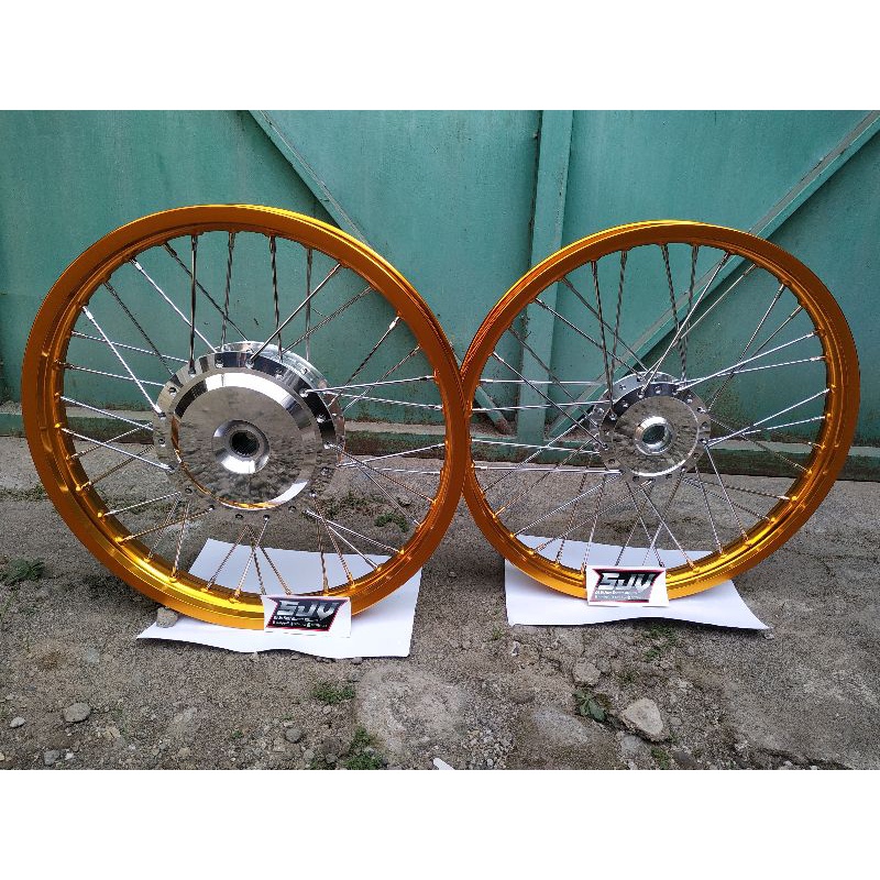 VELG SET PNP VARIO 125 RING 17 MURAH