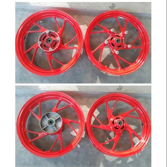 Velg sepasang new CB150R CBR150R led original merah