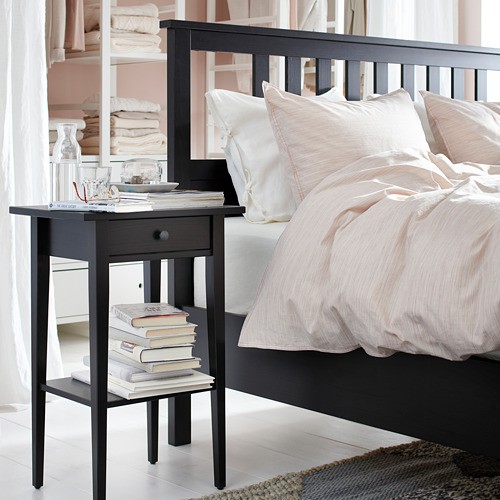HEMNES Meja samping tempat tidur hitam cokelat / putih 46x35 cm