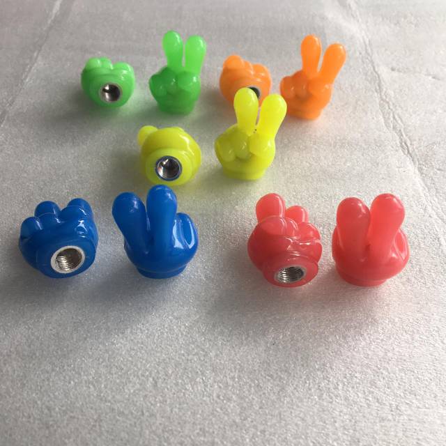 Tutup Pentil Motor Model Tangan Glow in the Dark MOTIF RANDOM