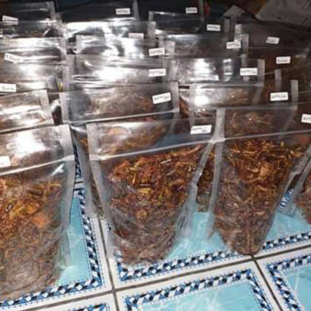 

Belalang goreng