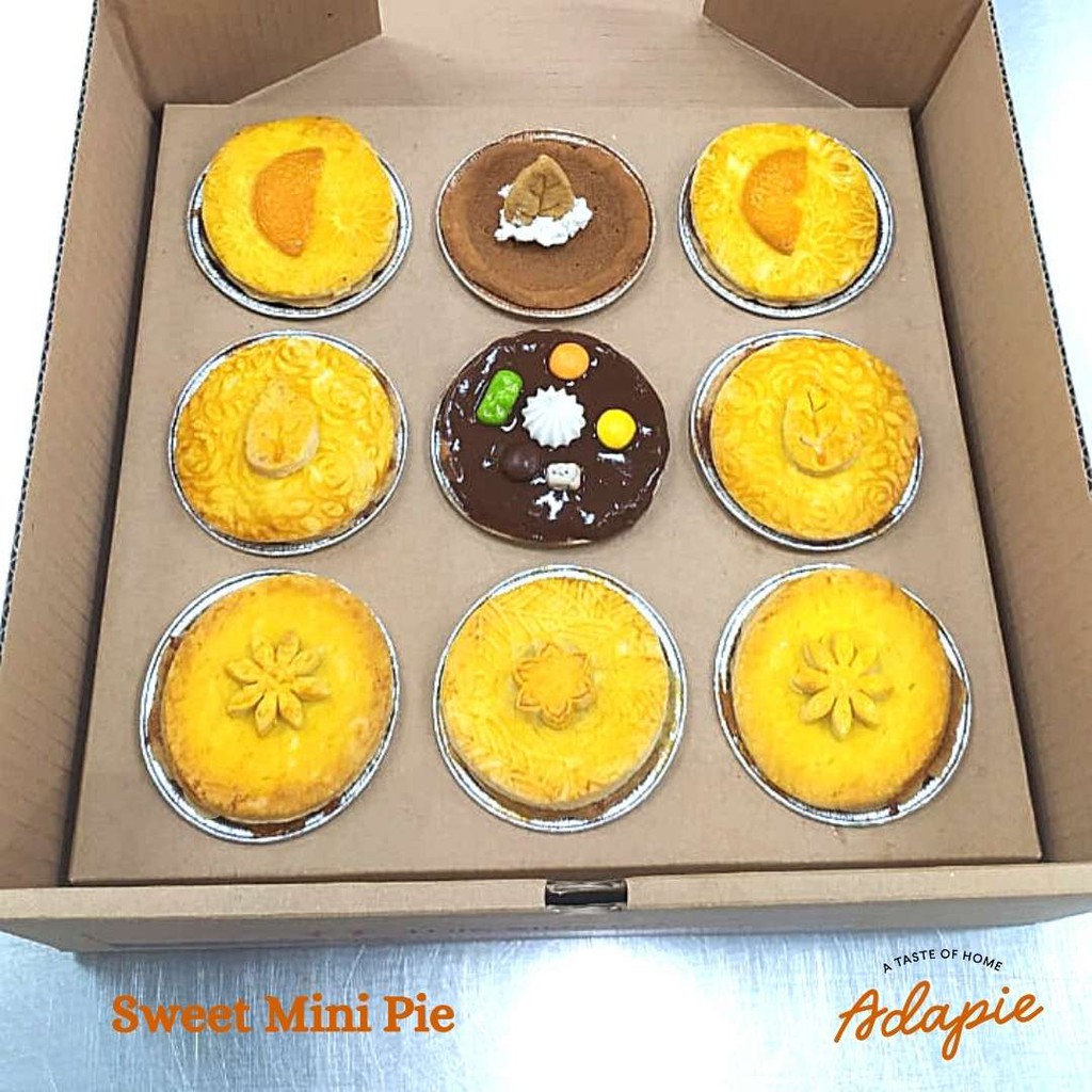 

SWEET MINI PIES