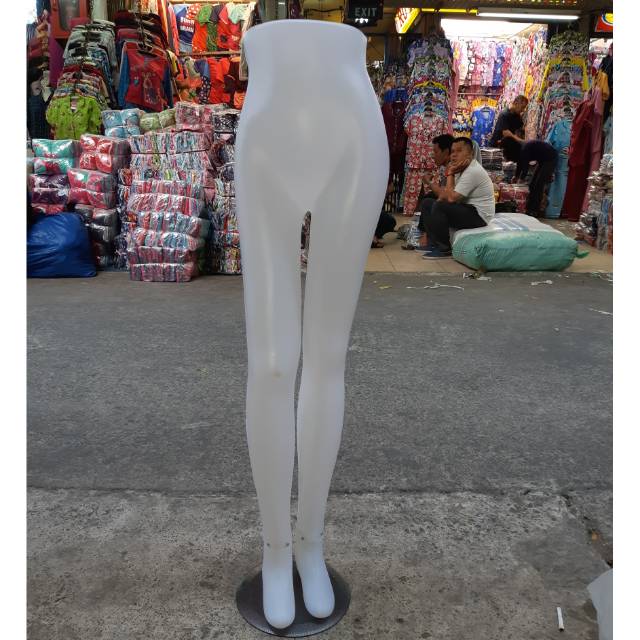 KHUSUS KIRIM KE LUAR JAKARTA !!!!! PATUNG KAKI DEWASA CEWEK / COWOK + PLAT