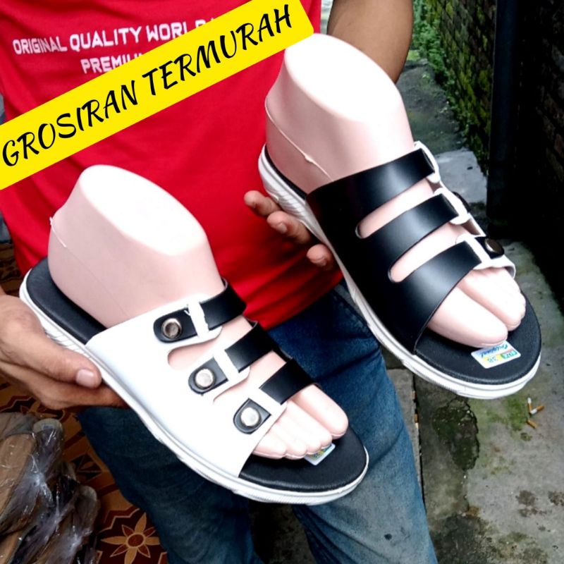 beli 1 gratis 1 sandal flat wanita/sendal selop wanita ringan/sandal cewek Nevada viral