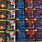 Pewangi Royal sachet 1 renceng  12 Sachet x 13 ml