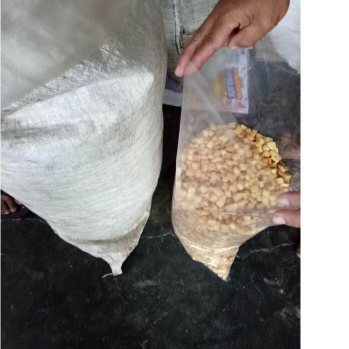 

✨SALE✨ singkong dadu/singkong kotak asin 500 gram produck terbaik