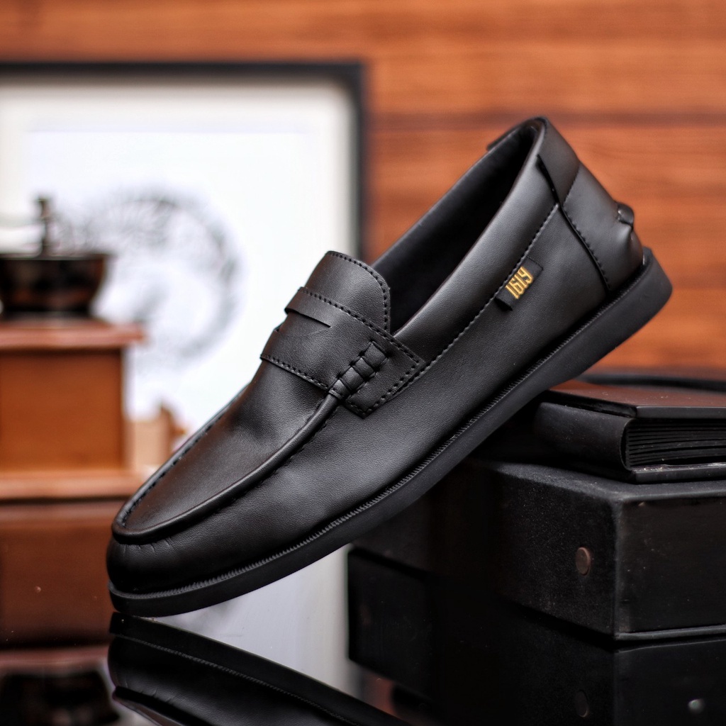 FENI - Sepatu Formal Pria Casual Kantoran Nikahan Kulit Syntetis Asli Original Sepatu Pantofel Pria Resmi Formal Hitam Coklat Gaya Trendy Kasual Kantor Kuliah Pesta Nikah Kondangan Gereja Kerja PNS Guru Kekinian Terlaris Terbaru Murah