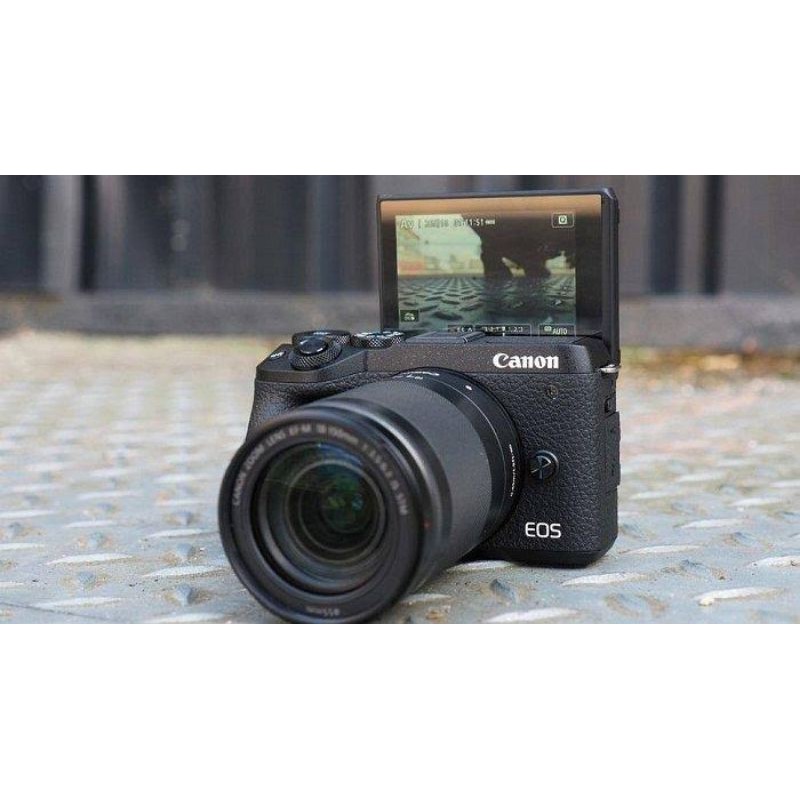 mirrorless canon