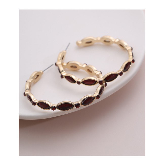 LRC Anting Tusuk Fashion Golden C-shaped Geometric Handmade Alloy Earrings K43503