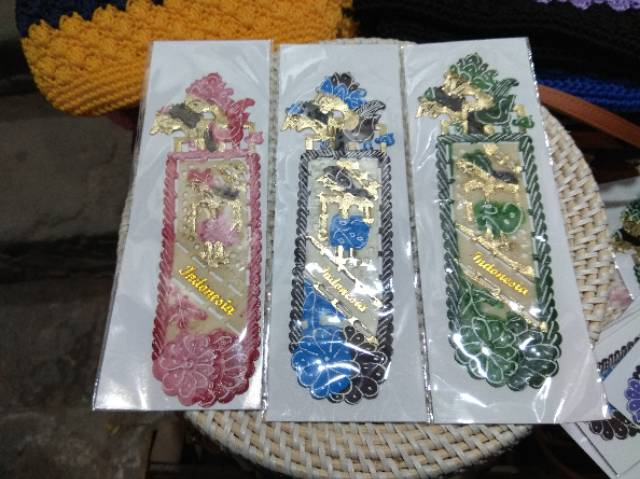 (BISA COD) SOUVENIR PEMBATAS BUKU (BOOKMARK) WAYANG KULIT RAMA SHINTA INDONESIA 15x5 cm - MURAH