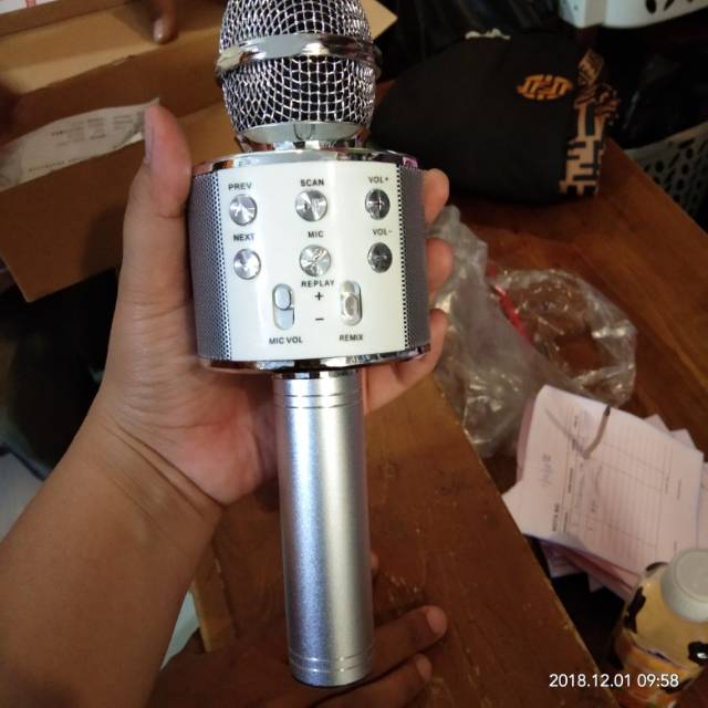 Microphone dengan bluetooth