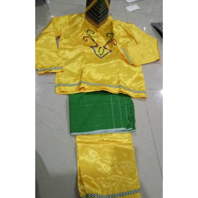 Baju adat minang sd