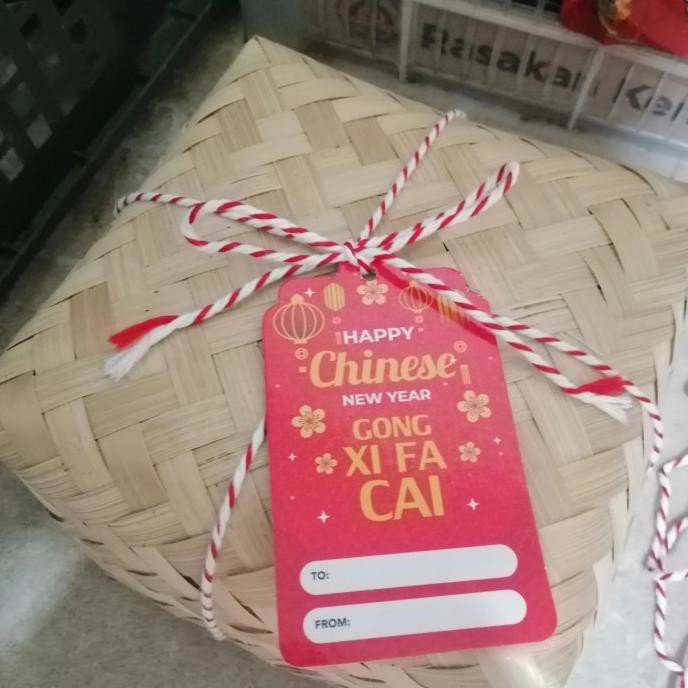 

Hampers Imlek Dendeng ayam ala singapur mix (2 ori, 2 pedas)