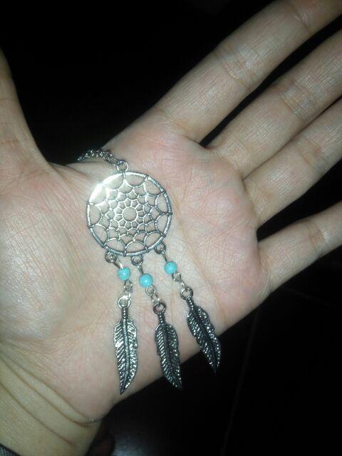 Perhiasan Kalung Wanita: Model Vintage Dengan Rantai Berliontin Pirus Bentuk Dream Catcher Dan Bulu