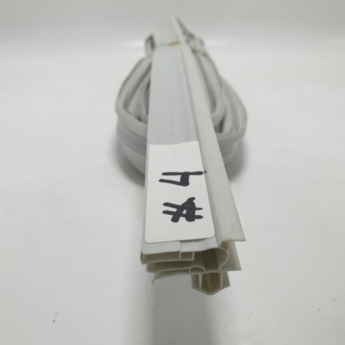 .........] karet pintu kulkas 4 Sharp ( jual per 2 meter )