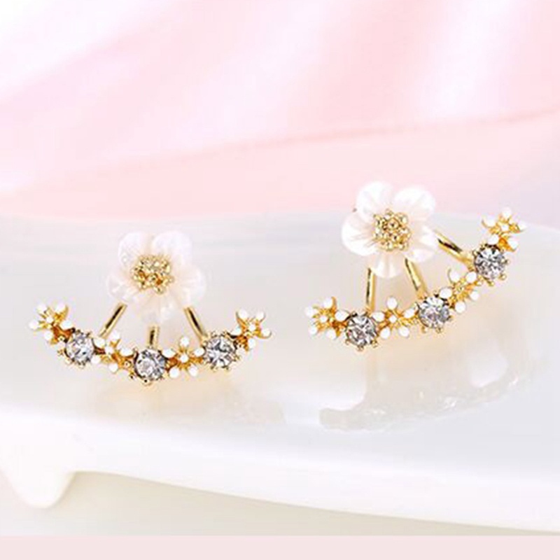 Anting Stud Desain Bunga Daisy Gaya Korea Untuk Wanita