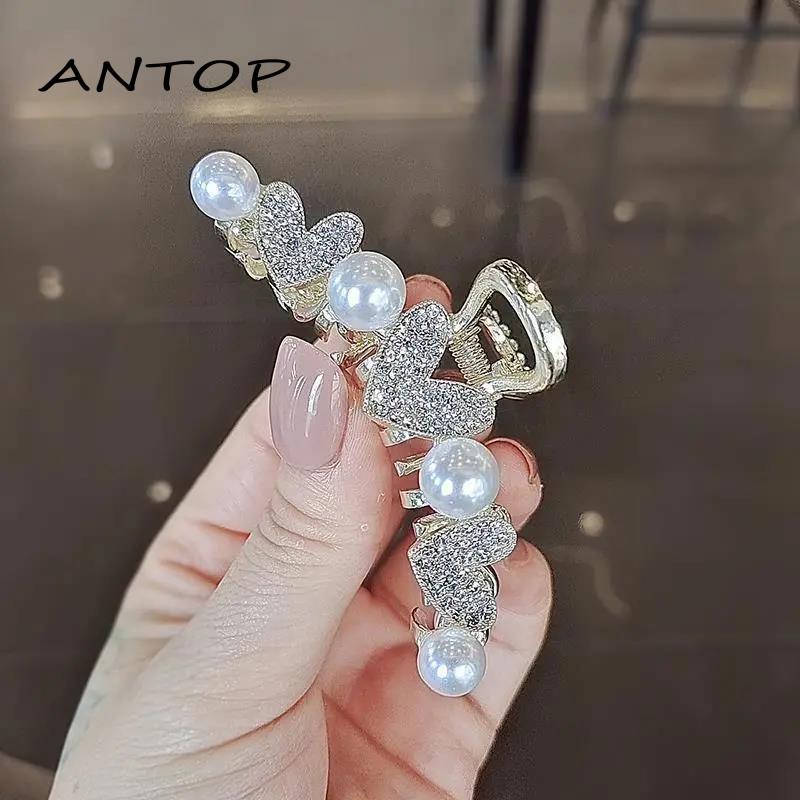 Jepit Rambut Bentuk Bunga Aksen Mutiara Dan Berlian Imitasi Bahan Alloy Untuk Wanita