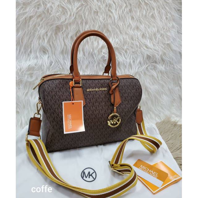 mk speedy bag