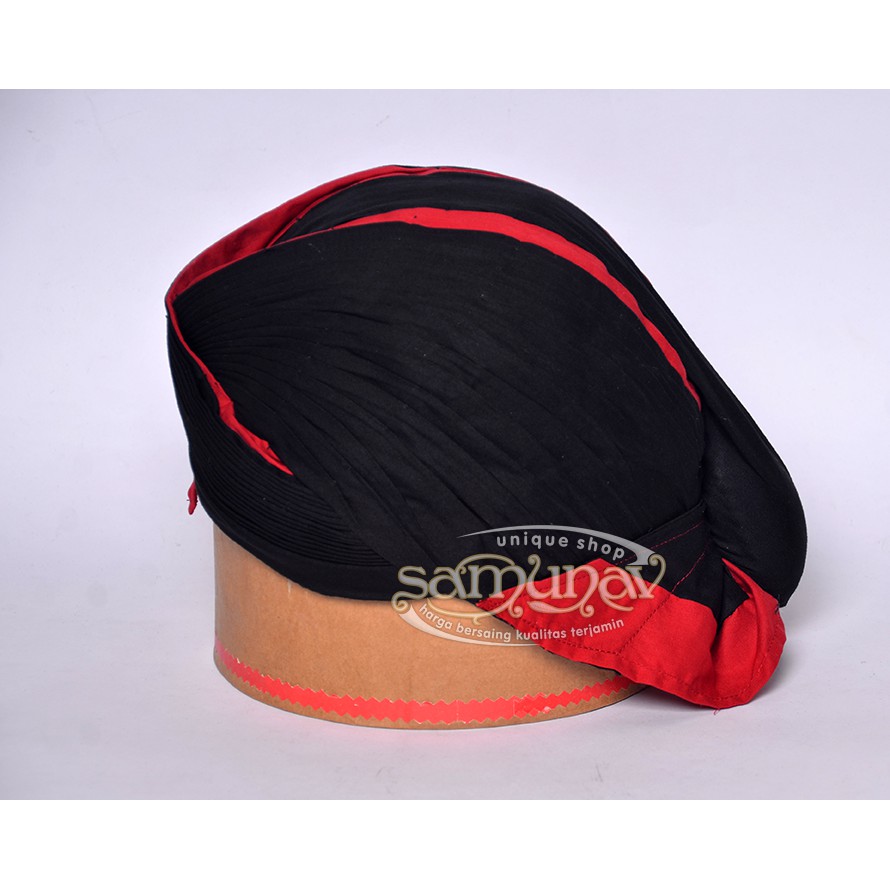 BLANGKON JOGJA MATARAM ALUSAN HITAM LIS MERAH