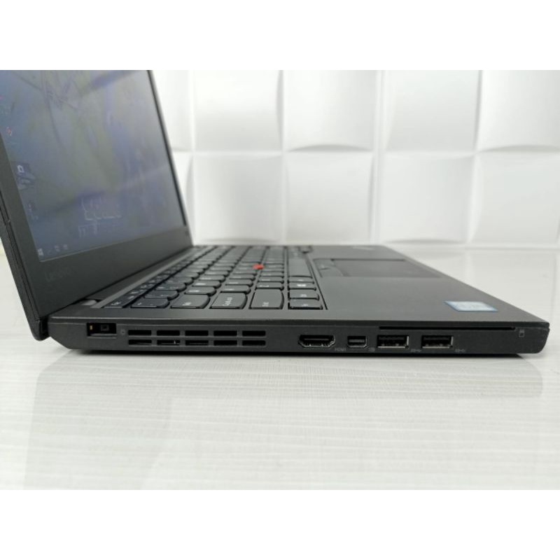 Laptop Lenovo Thinkpad x260 Intel core i7 Gen 6 Ram 8 GB SSD 128 GB Murah Berkualitas