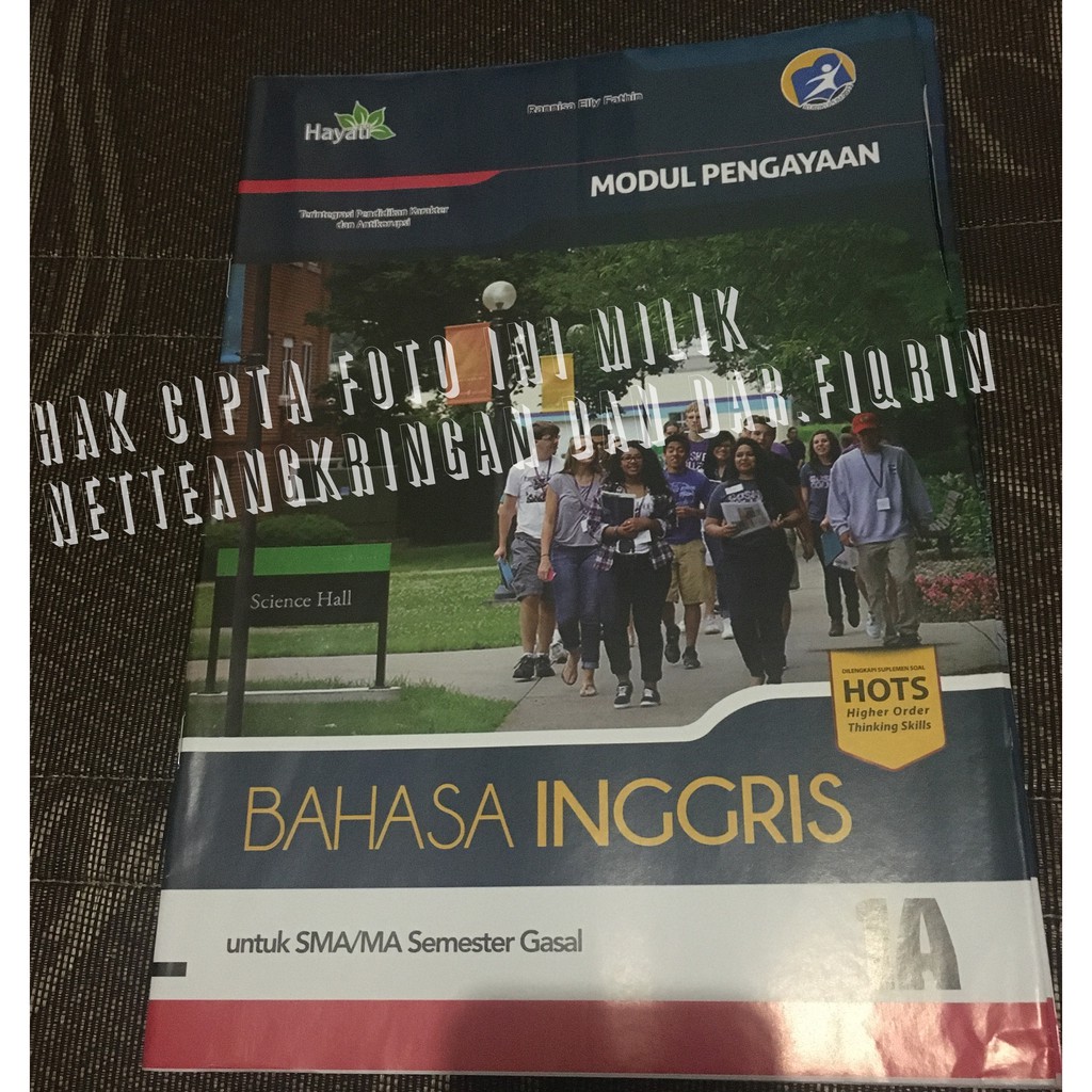 LKS Bahasa Inggris Kelas 10 11 Semester 1 K13 SMA rev 2018 Hayati