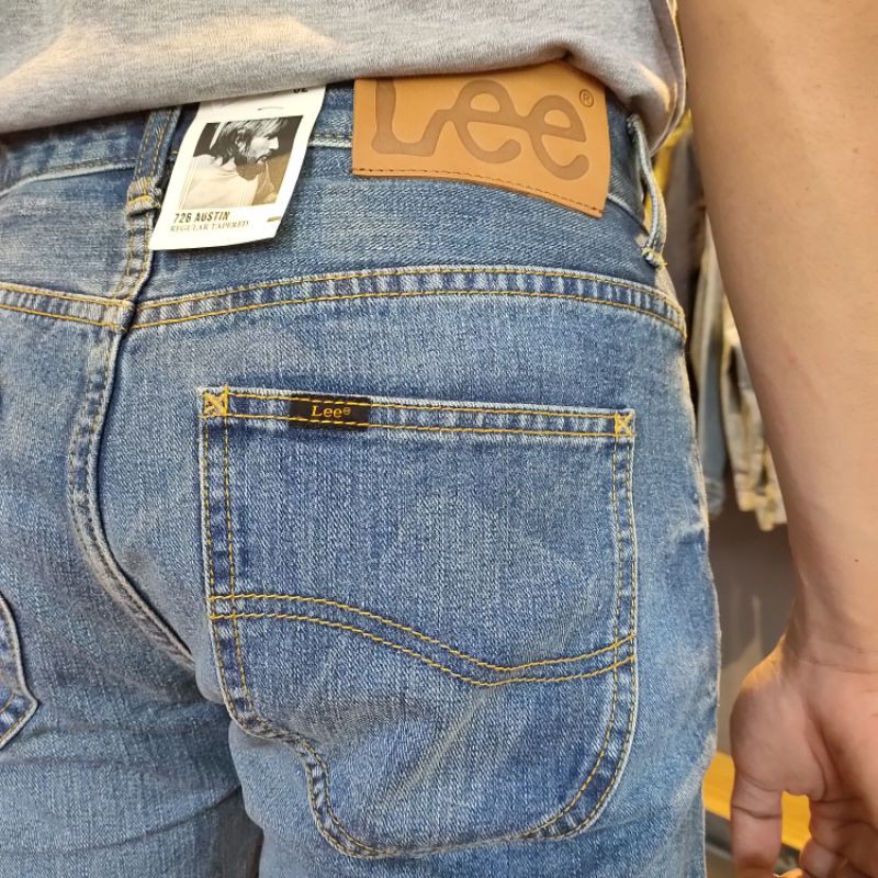 Jeans Lee 726 Austin Regular Tapered ripped jeans