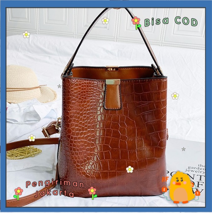 HF 11683 1KG MUAT 2PCS TAS SELEMPANG FASHION IMPORT TAS QUINN BELLUS 1116 9038 22216 JTL2227