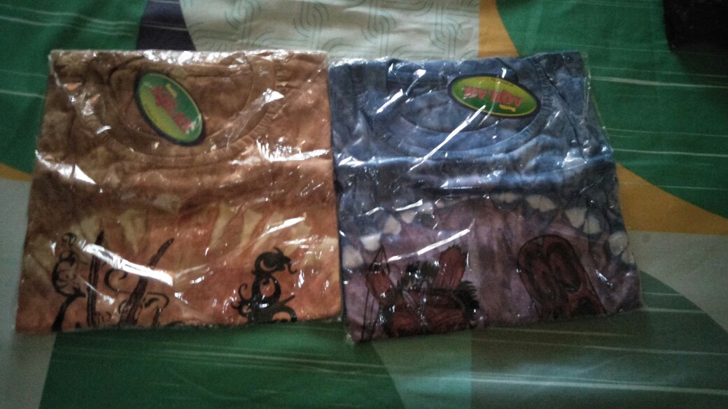 Baju Kaos Dayak Kalimantan Motif Dayak - Abu Abu