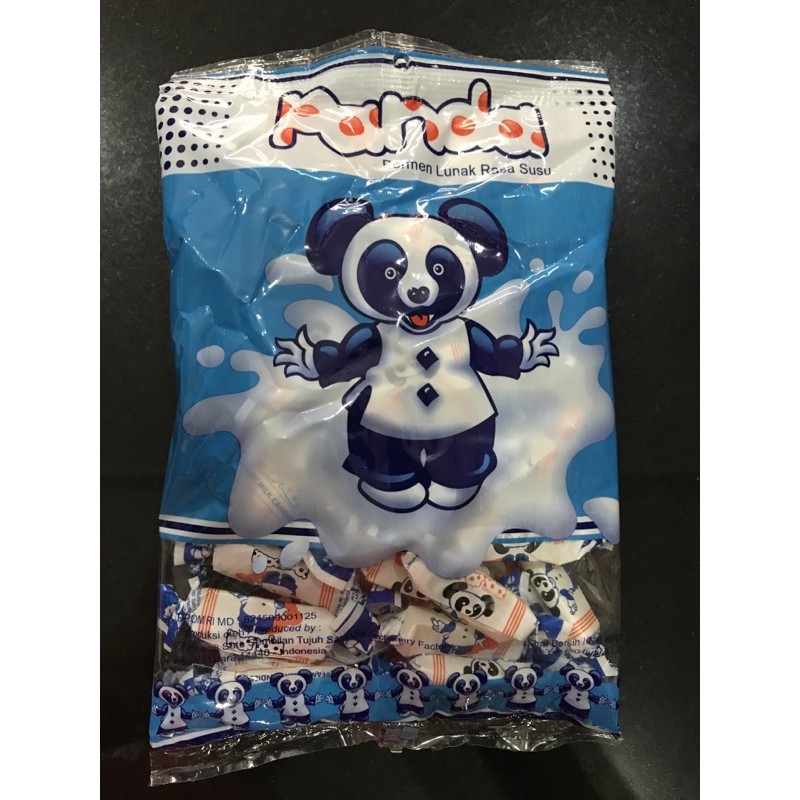 

PERMEN PANDA SUSU 165gram (50butir) KECIL EXP 2026