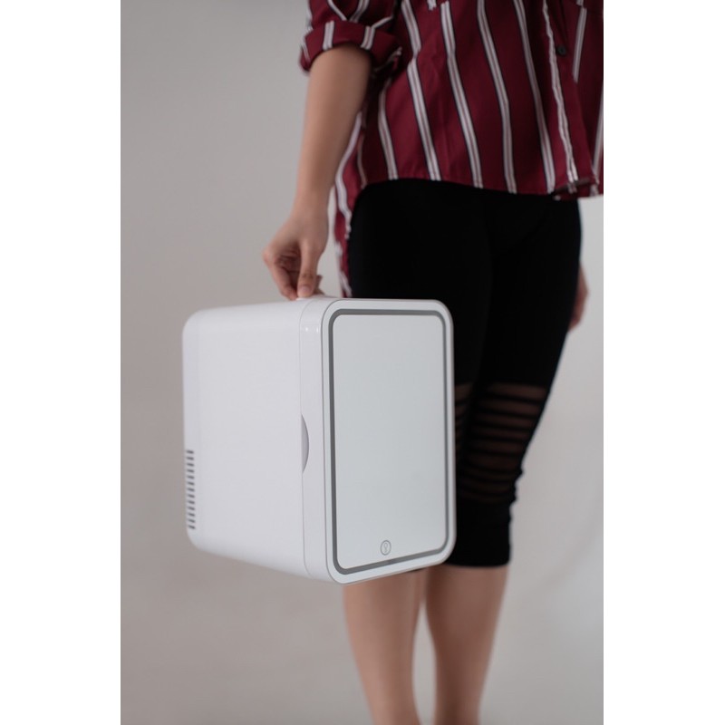 Mini Fridge 8L Skincare with mirror & light/ kulkas mini kosmetik 8L