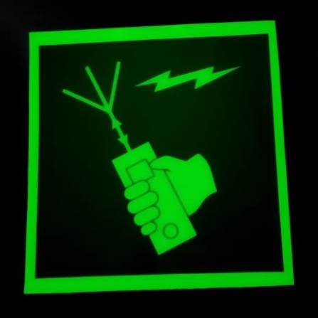 

Sticker Safety With Out Text Survival,Craft Portable / Sticker Safety Sign Custom / Sticker Tanda Keselamatan Kerja / Sticker Glow In The Dark Fosfor Hijau / Sticker Safety Sign Kapal