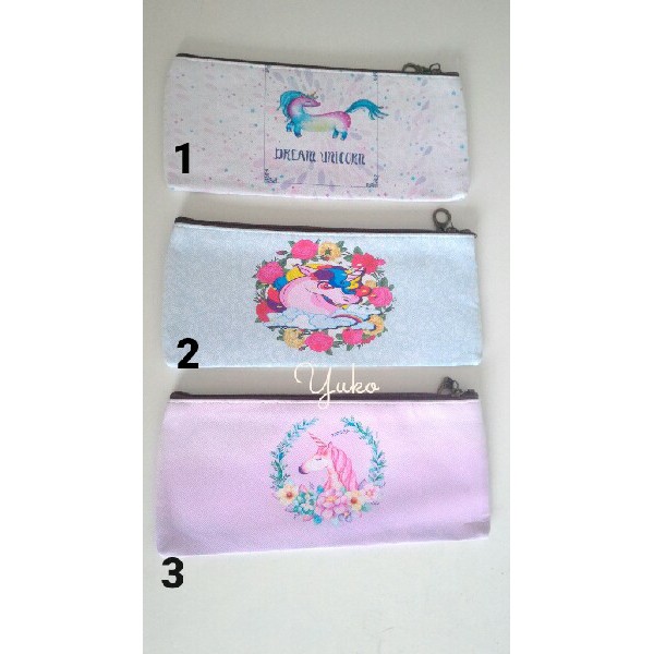 

Tempat Pensil Kotak Pensil Gambar Unicorn