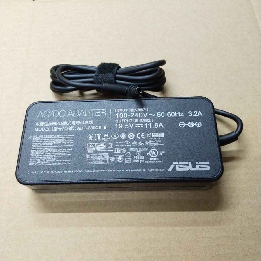 Adaptor Original Asus ROG Zephyrus GX501 GX501V GX501VI GX501VIK