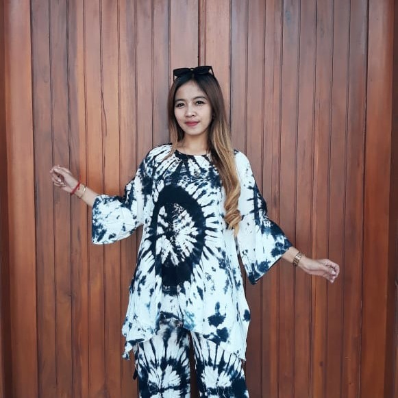 TERBAIK SETELAN KAOS CELANA SHIBORI TIE DYE WANITA HITAM
