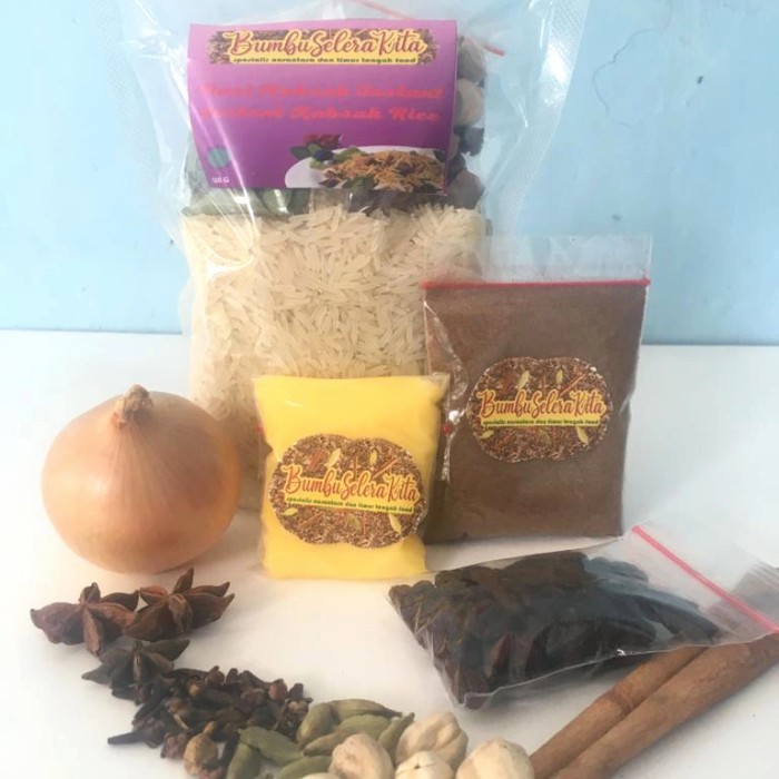 

BERAS BASMATI 500G DENGAN BUMBU NASI KABSAH