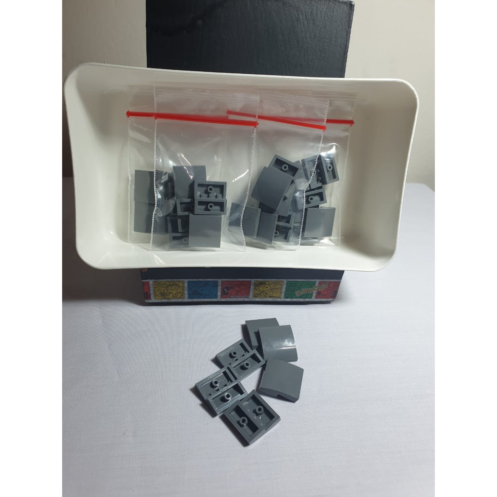 Lego parts 15068 2x2 slope curved DBG