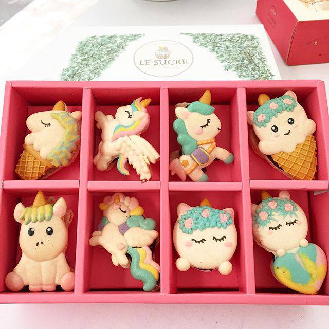 

Unicorn 8 pcs ( mix character)