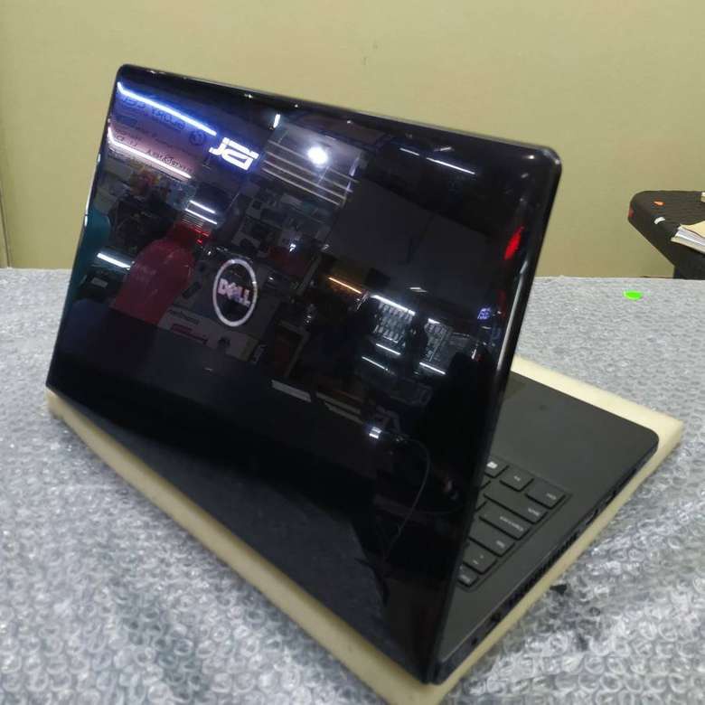 Dell Inspiron 5558 |Core i7-Gen 5 |RAM 8 GB |HDD 1 TB |Camera