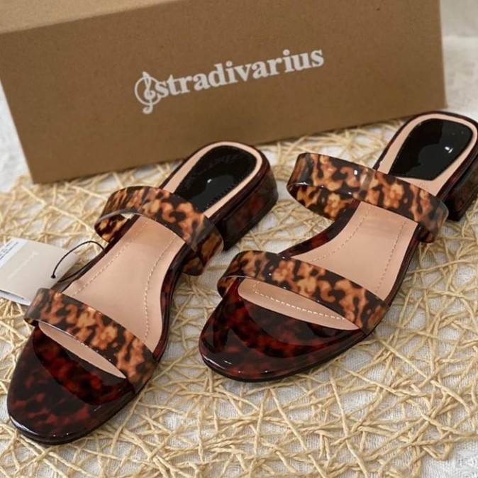 SANDAL WANITA STRADIVARIUS