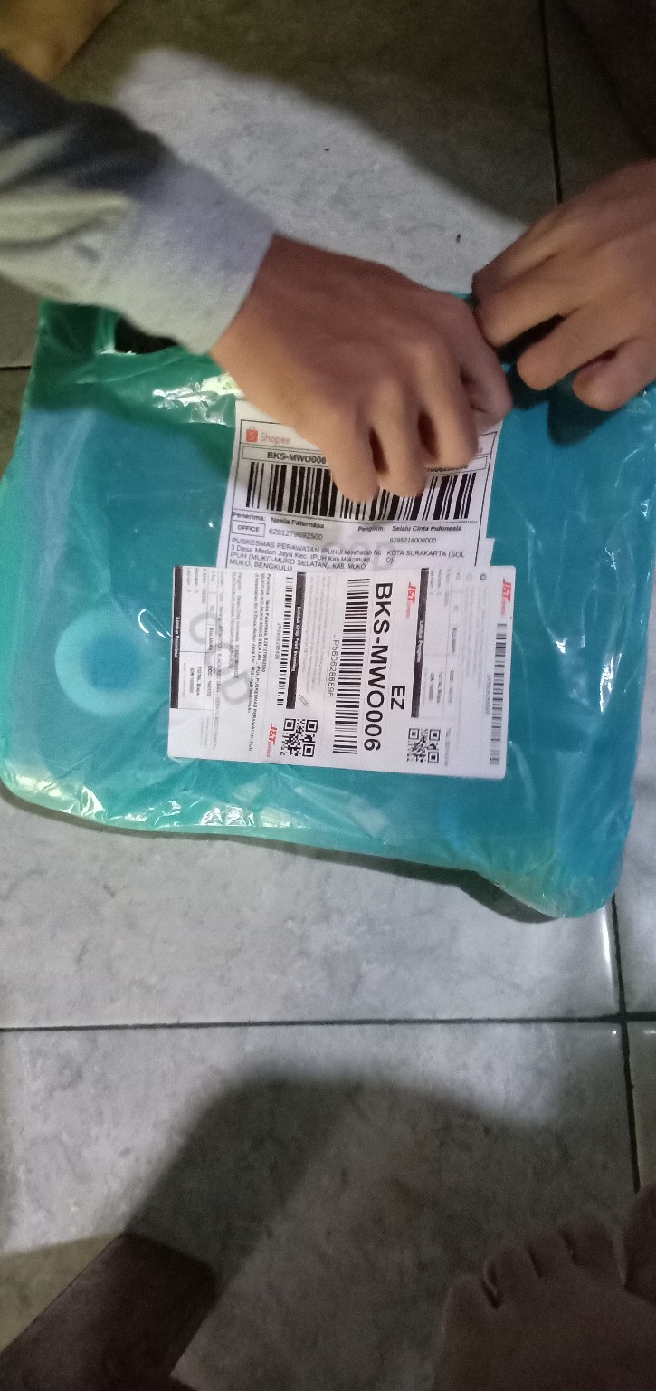 Kolam Terpal Kotak 2x1x70cm Type A12 Packing Bubble Warp