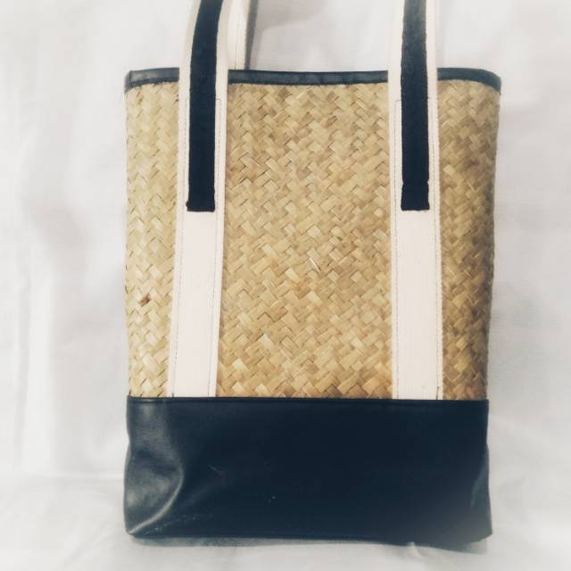 Tas Purun Motif Jinjing  Anyaman  Wanita Bakul Khas Amuntai