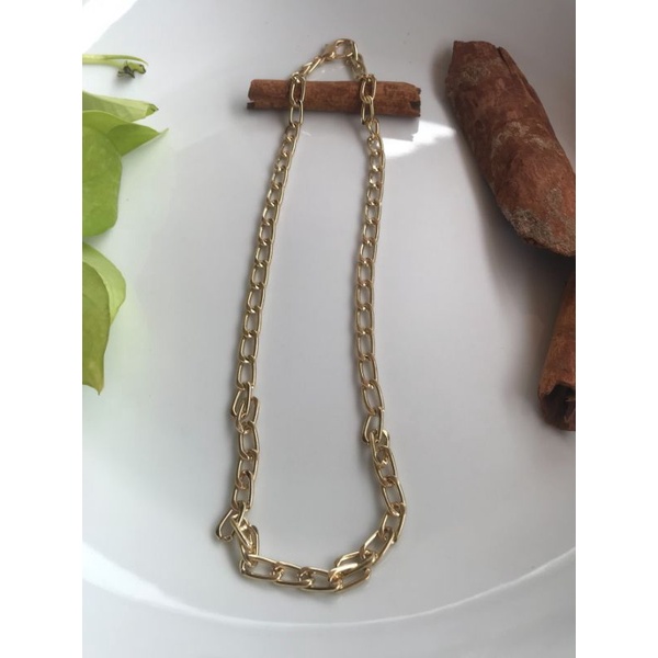 Gaby Necklace/kalung panjang padat gaya Retro bahan tahan karat