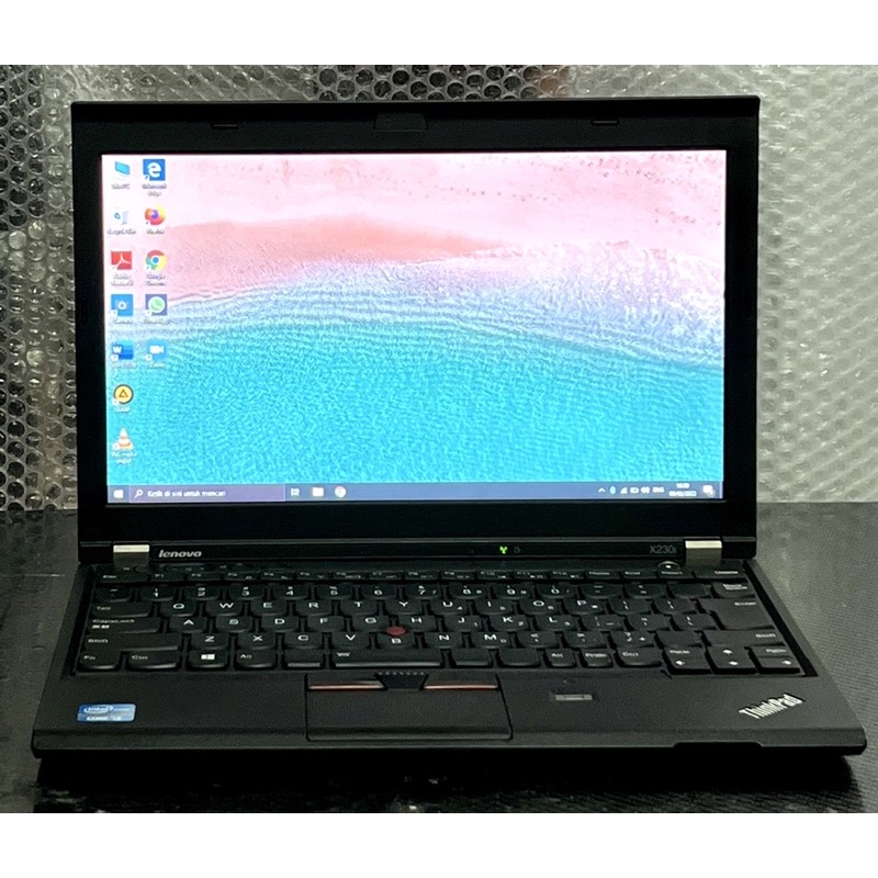 Laptop Lenovo ThinkPad X230i Core i3-3120M Layar 12inch Second
