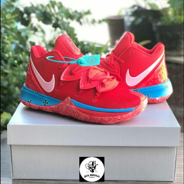larry the lobster kyrie 5