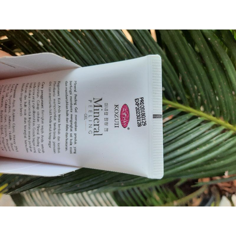 Kozui mineral peeling face SALEE